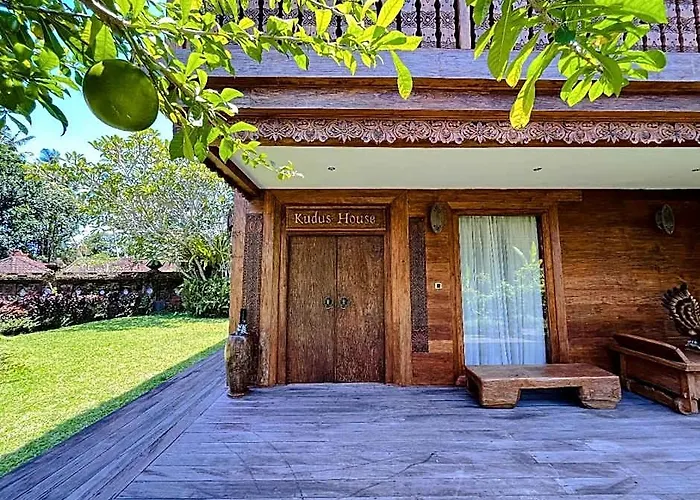 Permata Ayung Private Estate Hotel 5*